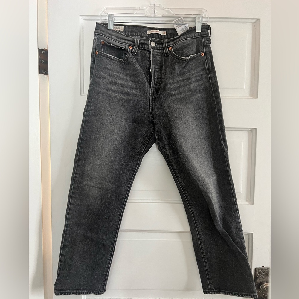 Levi’s Wedgie Dark Grey with Stretch Size 28